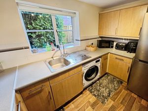 Kitchen- click for photo gallery